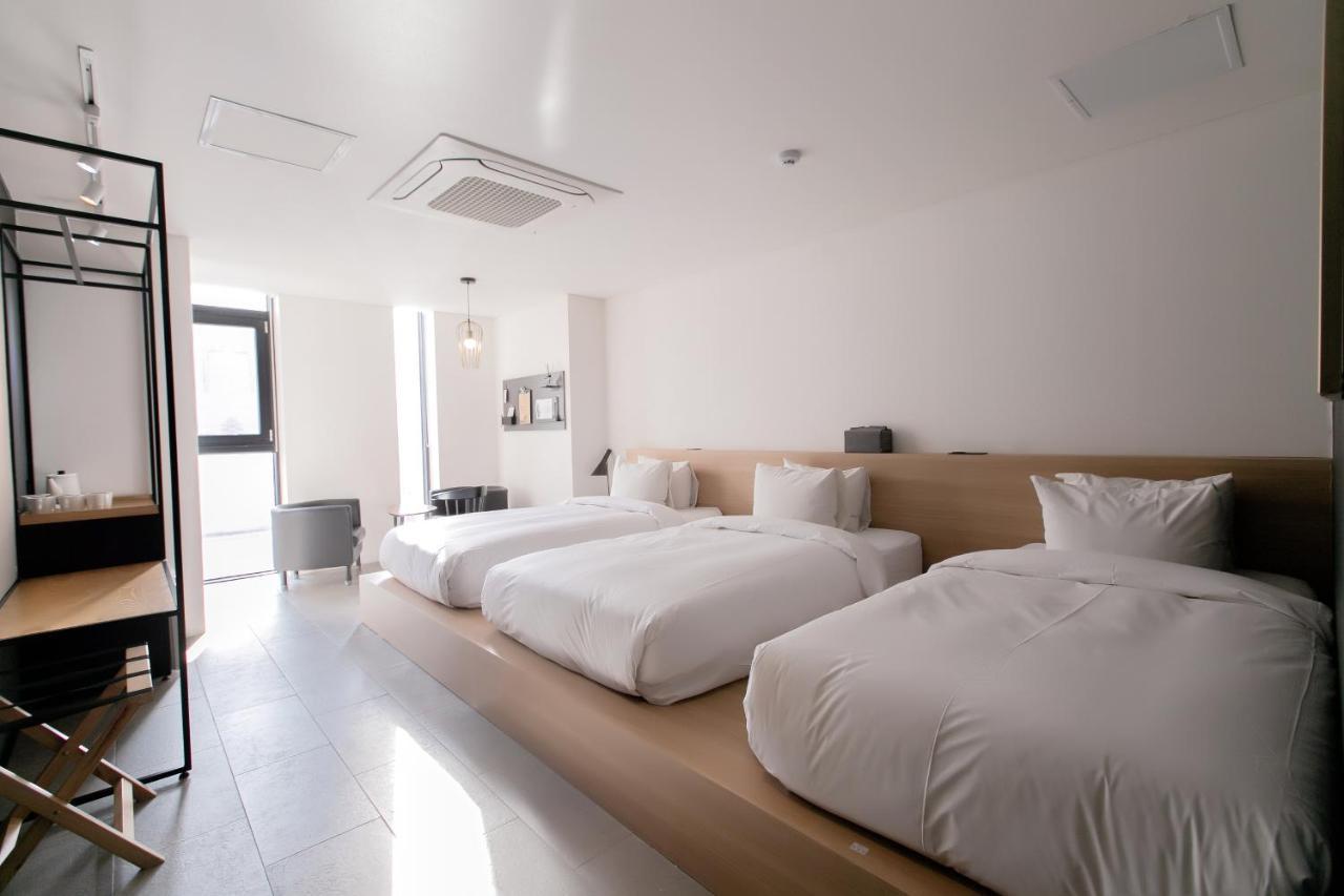 Boutique Hotel Bombom Gangneung Exterior foto